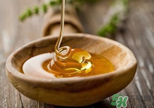 乳腺增生可以喝蜂蜜嗎？乳腺增生喝蜂蜜有用嗎？