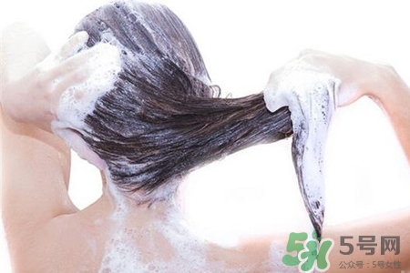 冬天可以洗冷水澡嗎？冬季洗冷水澡有養生防病作用