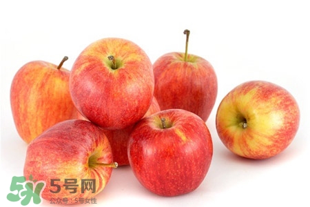 寶寶吃蘋果泥要蒸熟嗎？寶寶吃蘋果泥有什么好處？
