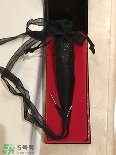 cl黑管口紅和金管有什么區別？cl黑管和cl金管哪個好？