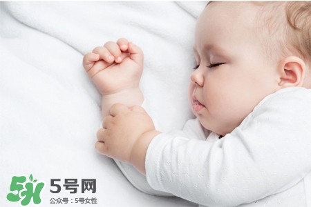產(chǎn)后胸部下垂什么原因？產(chǎn)后胸部下垂怎么辦？