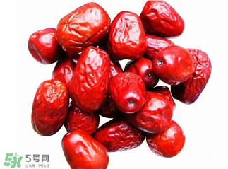 灰棗和紅棗哪種營(yíng)養(yǎng)高？灰棗和紅棗哪個(gè)補(bǔ)血呢？