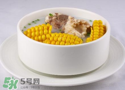 玉米排骨湯的營養價值 玉米排骨湯的功效與作用及做法