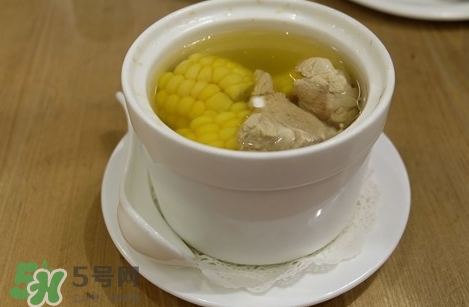 玉米排骨湯的營養價值 玉米排骨湯的功效與作用及做法