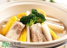 玉米排骨湯的營養價值 玉米排骨湯的功效與作用及做法