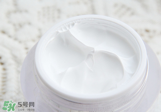 素顏霜會堵塞毛孔嗎？素顏霜會不會堵塞毛孔？