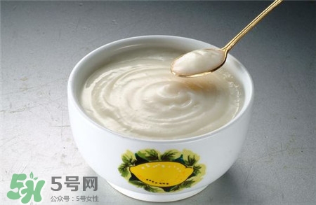 寶寶米粉吃到多大?寶寶米粉要經常換嗎?
