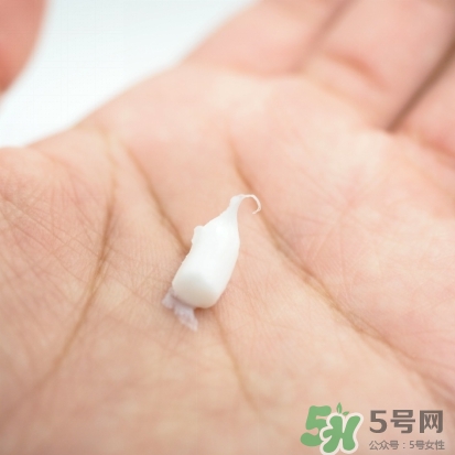 洗顏專科洗面奶怎么樣？洗顏專科洗面奶可以卸妝嗎？