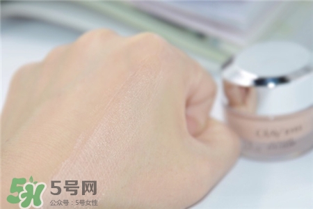 olay多效優越眼部精華霜適合年齡?olay多效優越眼霜怎么樣?