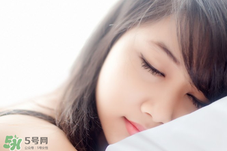 乳腺增生和乳腺結節的區別？乳腺增生和乳腺結節哪個嚴重