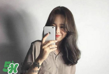 2017流行的中長發發型_中長發發型圖片2017女