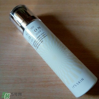 伊思乳液1號和2號區別 伊思乳液1號和2號適合年齡膚質