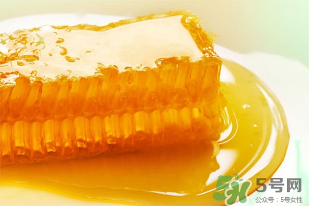 蜂蜜能治咽喉炎嗎?咽喉炎吃蜂蜜水有用嗎? 蜂蜜能治咽喉炎嗎?咽喉炎吃蜂蜜水有用嗎?