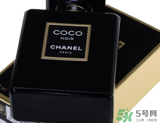 香奈兒黑coco香水和白coco香水哪個好？香奈兒黑可可和白可可選擇