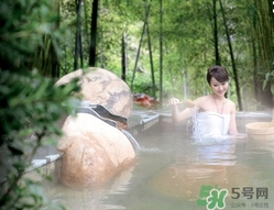 來月經可以泡溫泉嗎？泡溫泉來月經了怎么辦？