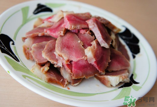 腌咸肉一斤肉放多少鹽？腌咸肉一斤肉放鹽比例
