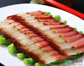 腌肉發霉了還能吃嗎？腌肉長霉怎么辦？