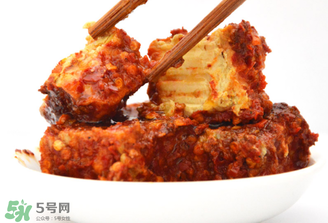 霉豆腐發黑還能吃嗎？霉豆腐長黑點還能吃嗎？