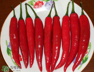 新鮮辣椒可以冷凍嗎？新鮮辣椒怎么保存冰箱？