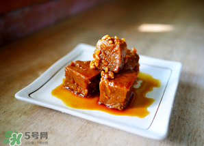 豆腐乳長白毛能吃嗎？豆腐乳長白毛怎么回事？