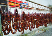 一斤肉可以做多少香腸？一斤豬肉能做多少臘腸？