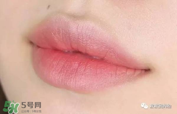 金高銀妝容怎么化？金高銀仿妝