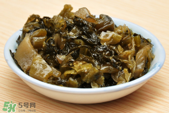 腌酸菜多長(zhǎng)時(shí)間能吃？酸菜腌制多長(zhǎng)時(shí)間可以吃？