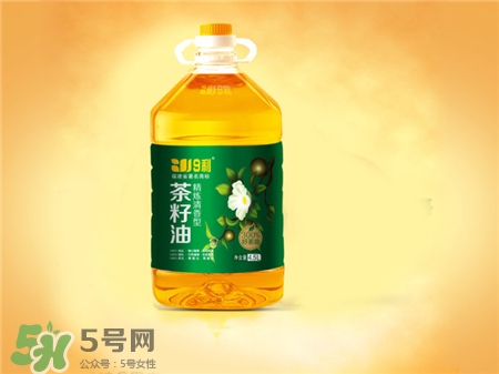 茶籽油可以洗頭發嗎?茶籽油洗頭發的好處
