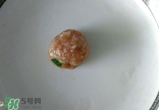 珍珠丸子可以用大米嗎？珍珠丸子用大米怎么做？