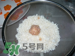 珍珠丸子蒸多長時間？珍珠丸子要蒸多久？