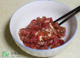 ?羊肉腌制多長時間？羊肉怎么腌才嫩？