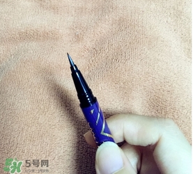 液體眉筆是什么？液體眉筆和眉筆哪個好用？
