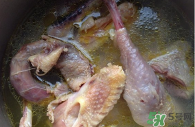 腌雞肉放多少鹽？一斤雞肉放多少鹽？