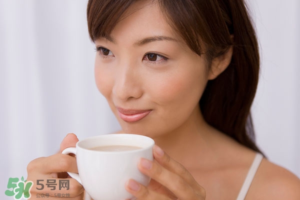 頭發細軟的女人命好嗎?女人頭發細軟代表什么?