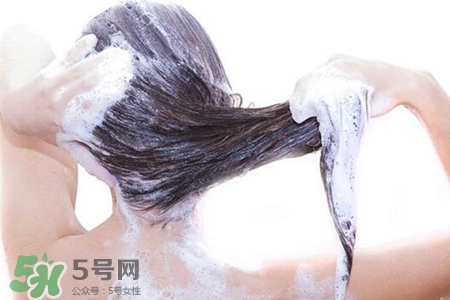 冬天洗澡皮膚瘙癢怎么回事？冬天洗澡皮膚瘙癢怎么辦？