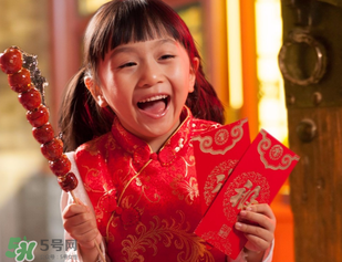 結(jié)婚第一年過年在哪過？結(jié)婚第一年在誰家過年？