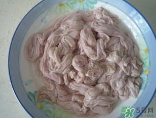 豬小腸可以做臘腸嗎？豬小腸可以做香腸嗎？