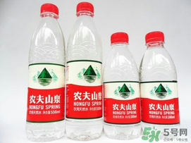 農夫山泉和怡寶哪個好？農夫山泉好還是怡寶好？