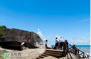 春節(jié)去三亞穿什么？過(guò)年春節(jié)去三亞穿什么衣服？