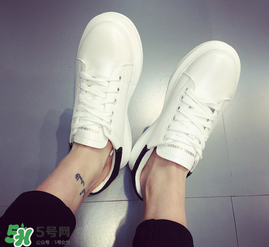 麥昆小白鞋怎么看真假？麥昆小白鞋真假對比