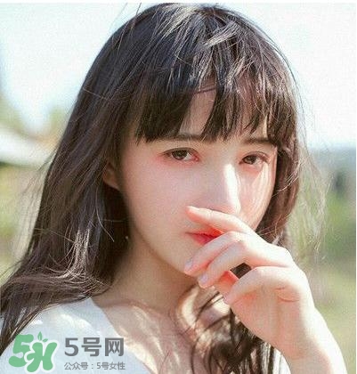 2017流行的中長發發型_中長發發型圖片2017女