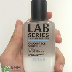 收斂水是爽膚水嗎？收斂水和爽膚水的區別？