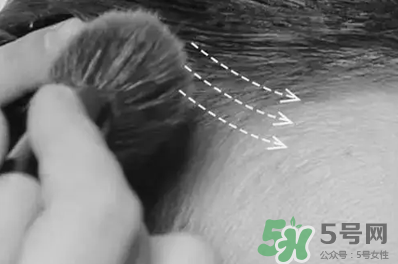 發際線高適合什么發型？發際線高怎么辦
