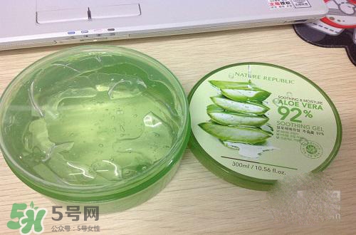 嘴唇干裂可以涂蘆薈膠嗎？嘴唇干裂怎么涂蘆薈膠？