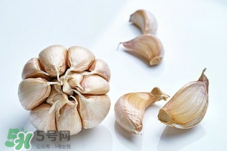 有乙肝能吃大蒜嗎？乙肝患者可以吃大蒜嗎？