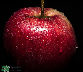蘋果放在水里是沉還是??？蘋果的密度是多少？