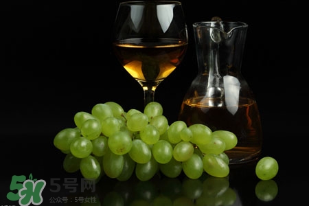 乙肝患者能喝紅酒嗎？喝紅酒對乙肝有影響嗎？