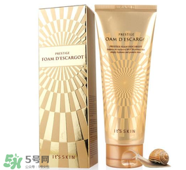 ahc洗面奶和伊思洗面奶哪個(gè)好？ahc和伊思洗面奶哪個(gè)好？