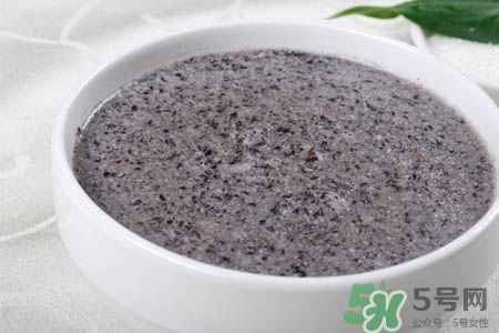 芝麻糊會(huì)胖嗎？芝麻糊吃了易發(fā)胖嗎？