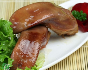 豬舌頭怎么腌制？腌豬舌頭要多久？